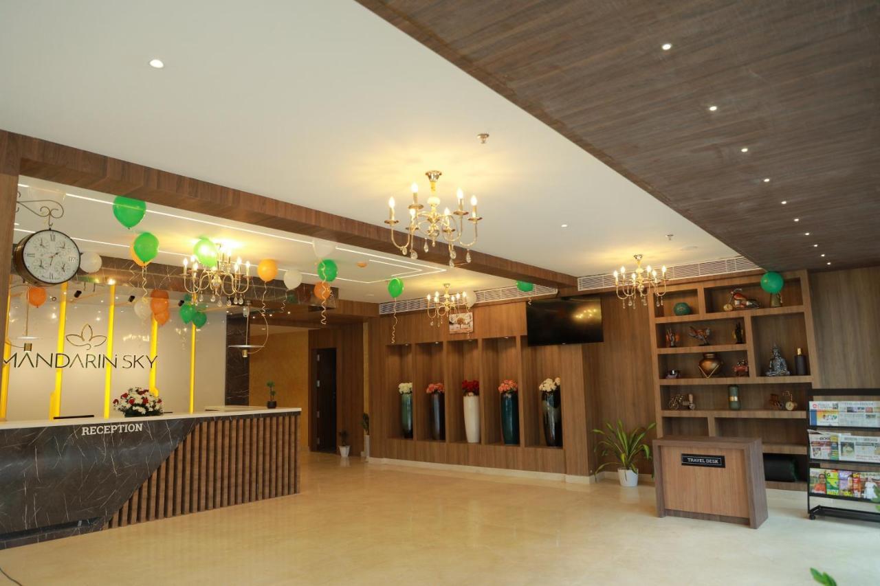 Hotel Mandarin Sky Kannur Esterno foto