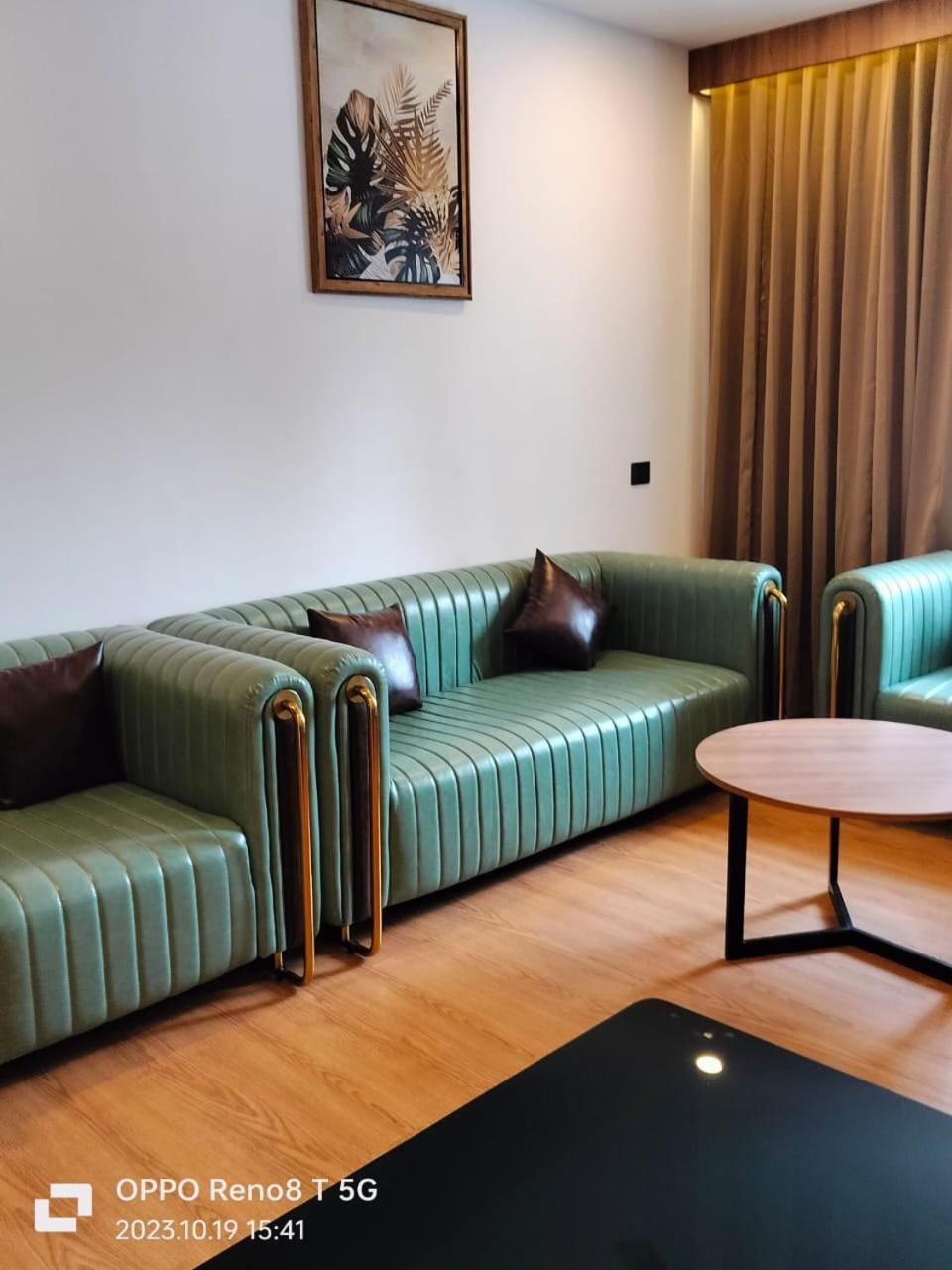 Hotel Mandarin Sky Kannur Esterno foto